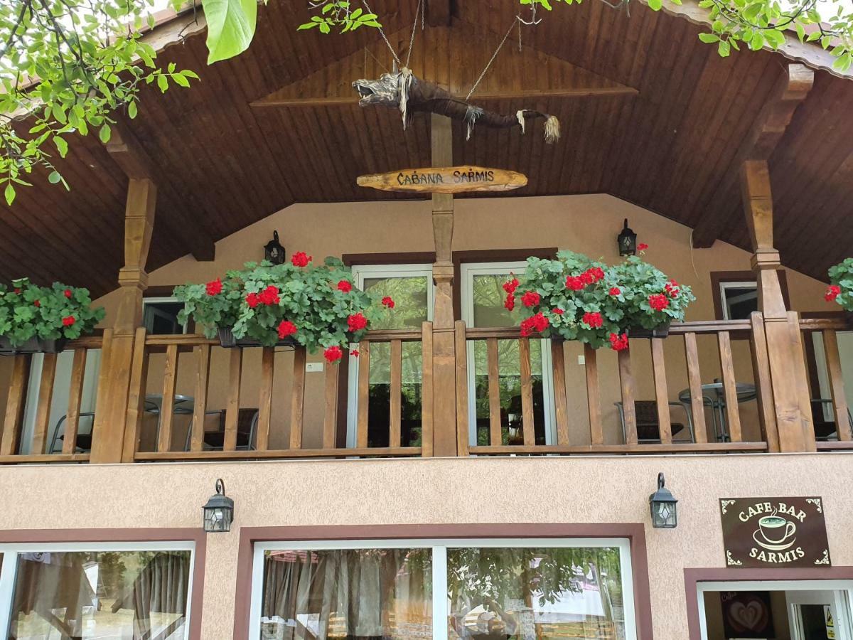 Cabana Sarmis Costesti Bagian luar foto